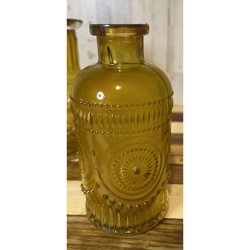 Vintage Set Of 3 Light Colored Amber Glass Bud Vases 5.5